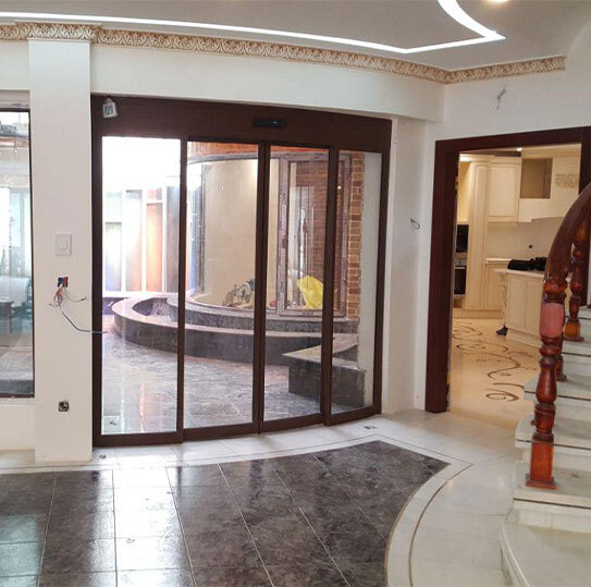 اپراتور درب شیشه ای 